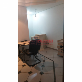 SALA COMERCIAL À VENDA