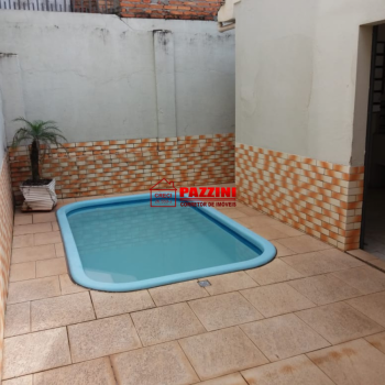 APARTAMENTO À VENDA NO CENTRO