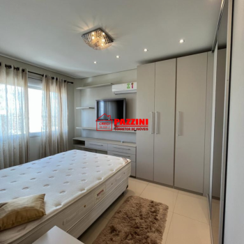 APARTAMENTO MOBILIADO CENTRAL À VENDA 
