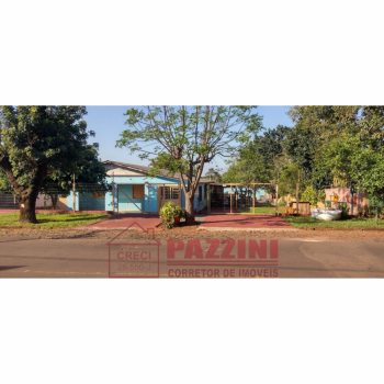 DUAS CASAS À VENDA