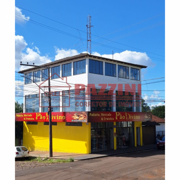 Prédio + casa