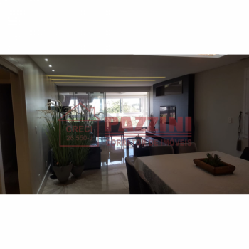 APARTAMENTO CENTRAL À VENDA