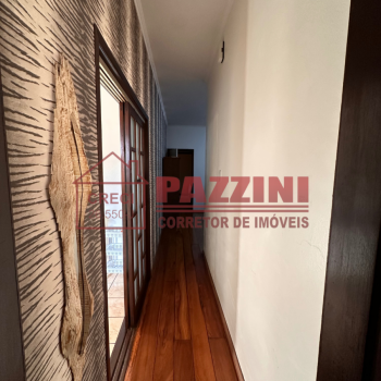 Casa Central À VENDA - Excelente ponto comerc